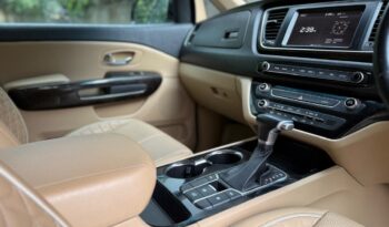 KIA CARNIVAL LIMOUSINE PLUS 2.8 full