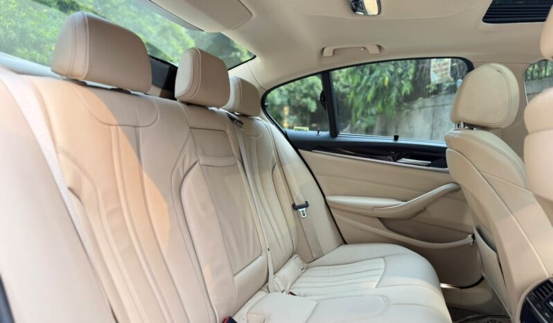 BMW 520D SPORT LINE full
