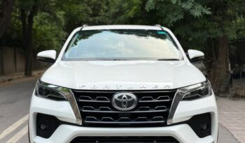TOYOTA FORTUNER 4X4 SIGMA full