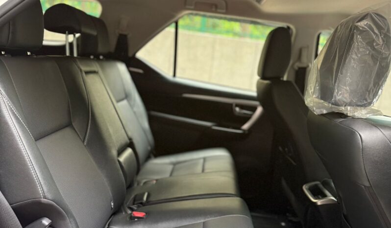 TOYOTA FORTUNER 4X4 SIGMA full