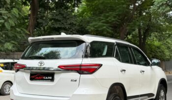 TOYOTA FORTUNER 4X4 SIGMA full
