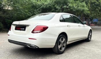 MERCEDES-BENZ E220D EXPRESSION full