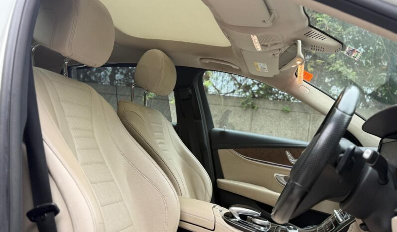 MERCEDES-BENZ E220D EXPRESSION full