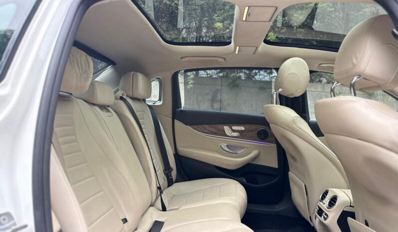 MERCEDES-BENZ E220D EXPRESSION full