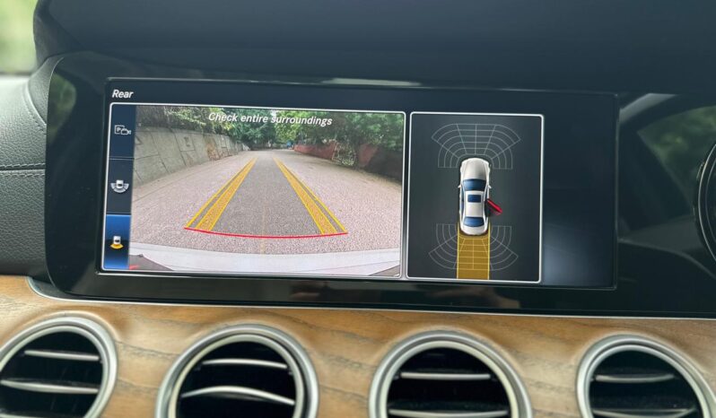 MERCEDES-BENZ E220D EXPRESSION full
